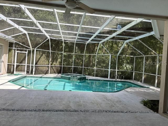 En Renta: $3,600 (5 camas, 3 baños, 3336 Pies cuadrados)