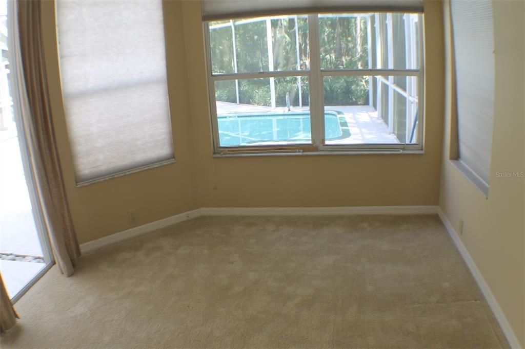 En Renta: $3,600 (5 camas, 3 baños, 3336 Pies cuadrados)