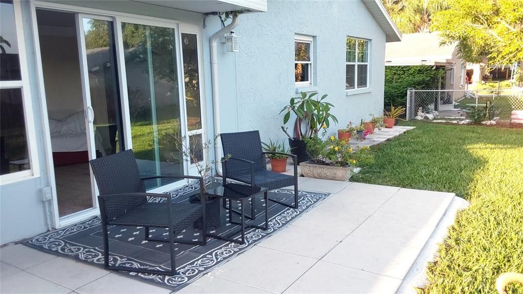 На продажу: $499,990 (4 спален, 2 ванн, 1985 Квадратных фут)