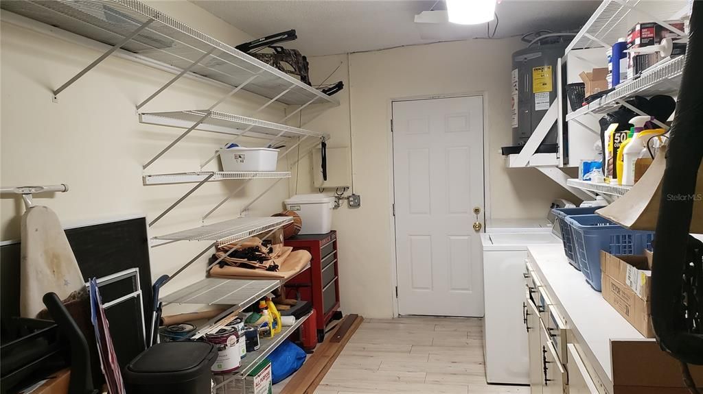 На продажу: $499,990 (4 спален, 2 ванн, 1985 Квадратных фут)