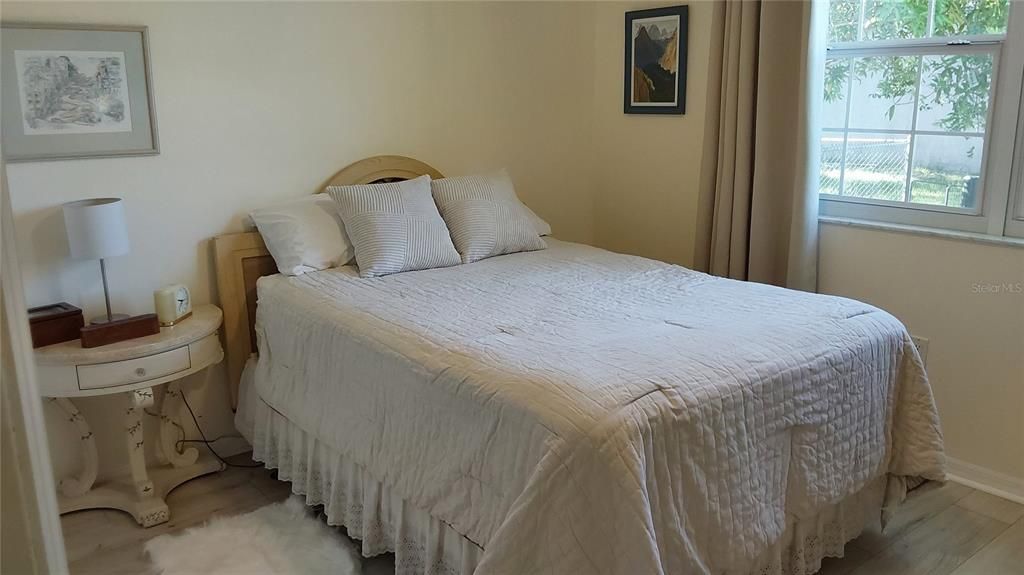 На продажу: $499,990 (4 спален, 2 ванн, 1985 Квадратных фут)