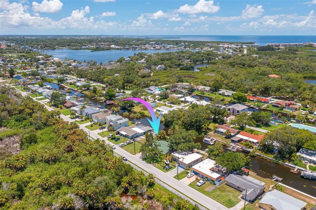 For Sale: $395,000 (2 beds, 2 baths, 1172 Square Feet)