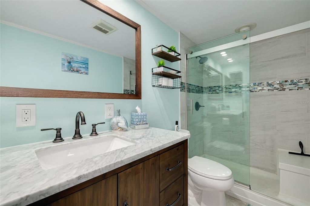 For Sale: $395,000 (2 beds, 2 baths, 1172 Square Feet)