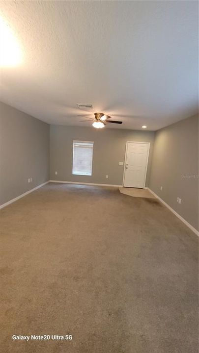 На продажу: $224,900 (2 спален, 2 ванн, 1274 Квадратных фут)