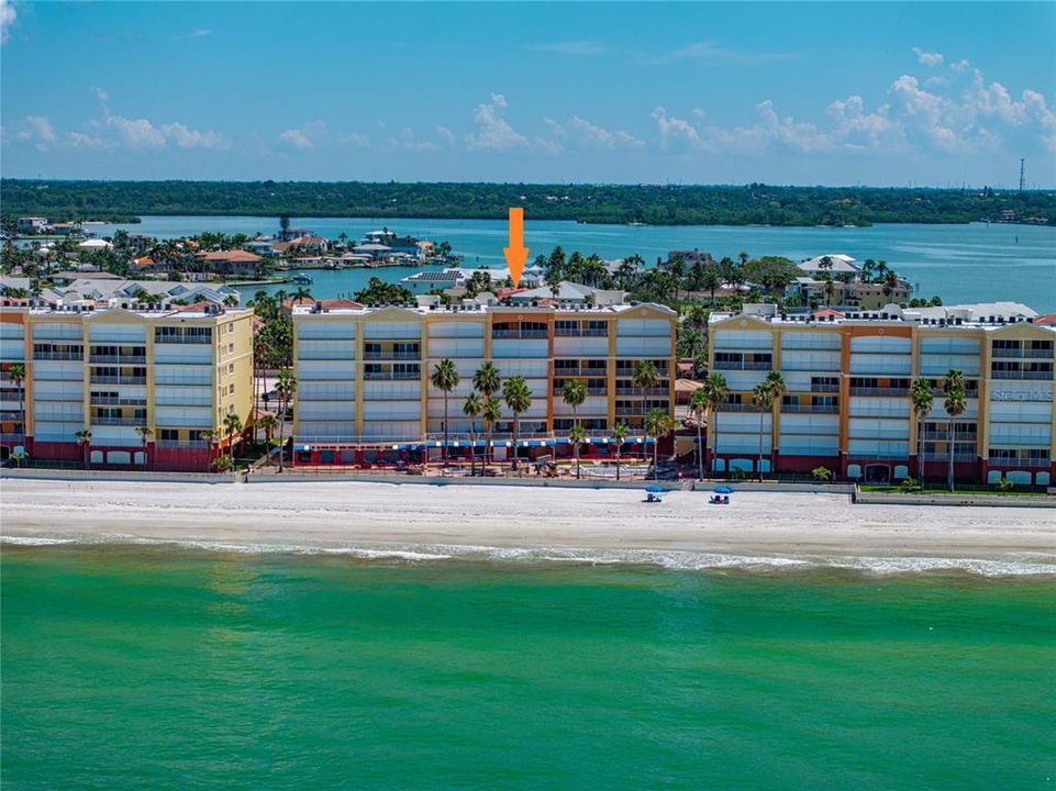 Active With Contract: $1,409,000 (3 beds, 2 baths, 1534 Square Feet)