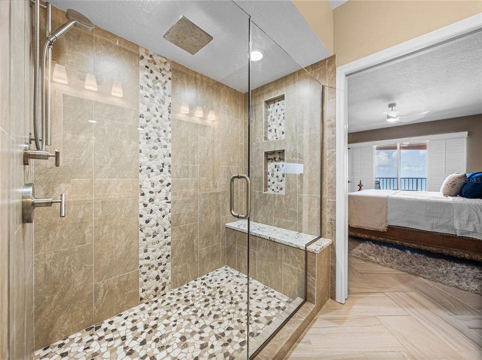 Active With Contract: $1,409,000 (3 beds, 2 baths, 1534 Square Feet)