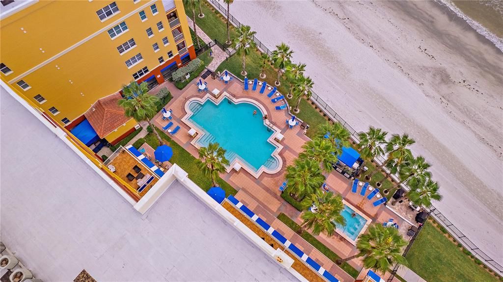 Active With Contract: $1,409,000 (3 beds, 2 baths, 1534 Square Feet)