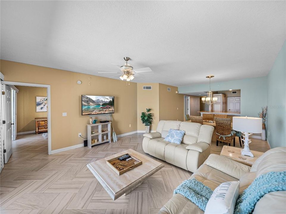 Active With Contract: $1,409,000 (3 beds, 2 baths, 1534 Square Feet)