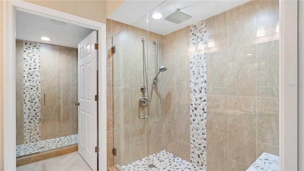 Active With Contract: $1,409,000 (3 beds, 2 baths, 1534 Square Feet)