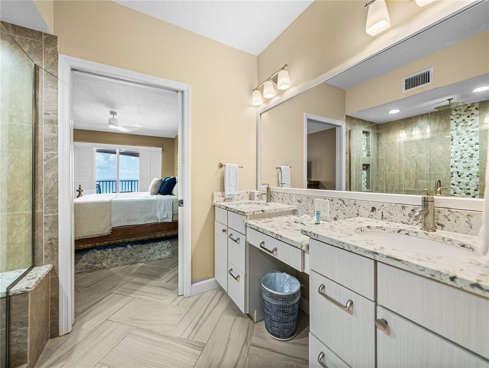 Active With Contract: $1,409,000 (3 beds, 2 baths, 1534 Square Feet)