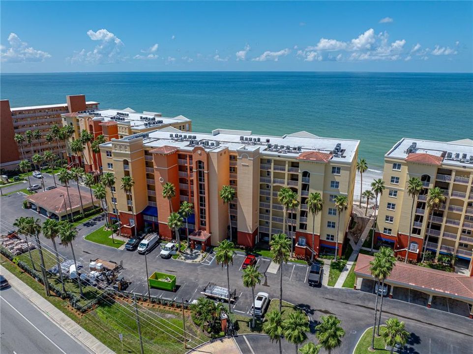 Active With Contract: $1,409,000 (3 beds, 2 baths, 1534 Square Feet)