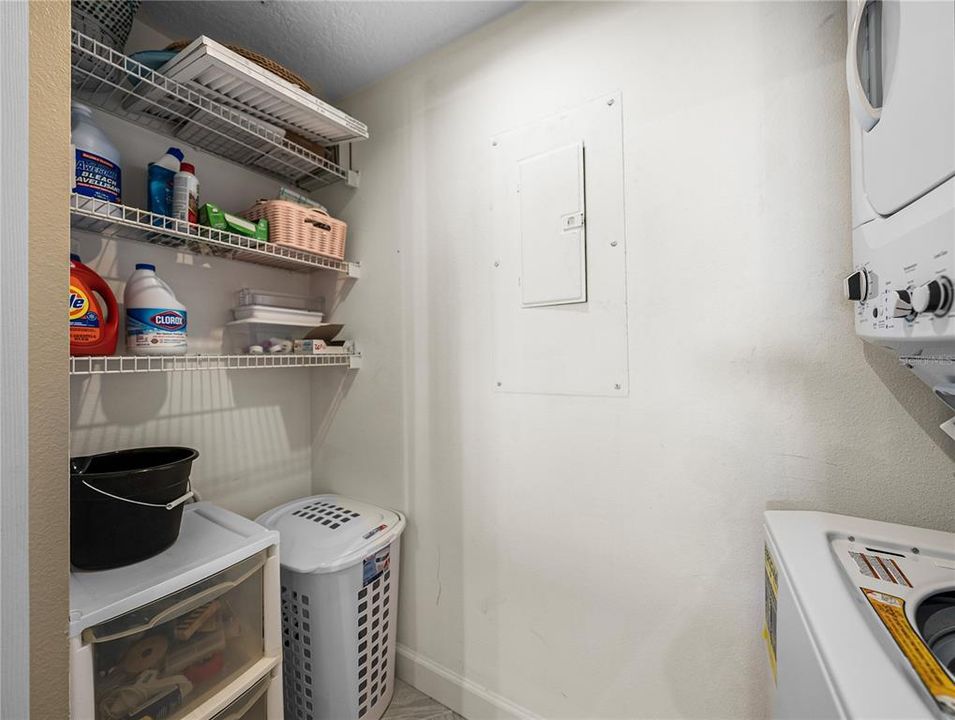 Active With Contract: $1,409,000 (3 beds, 2 baths, 1534 Square Feet)