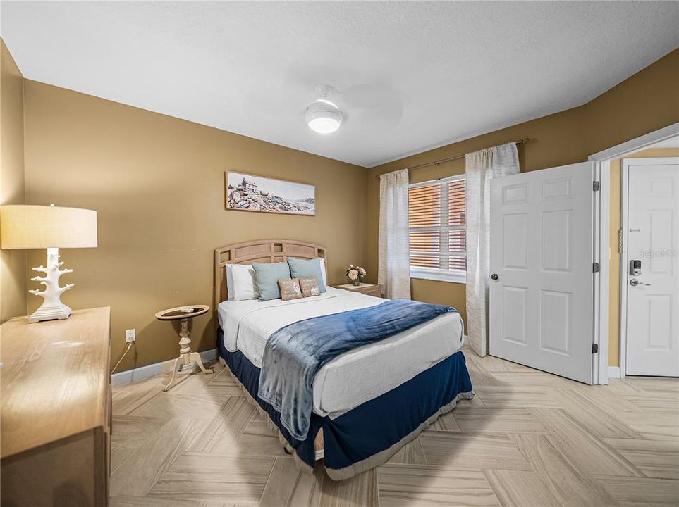 Active With Contract: $1,409,000 (3 beds, 2 baths, 1534 Square Feet)