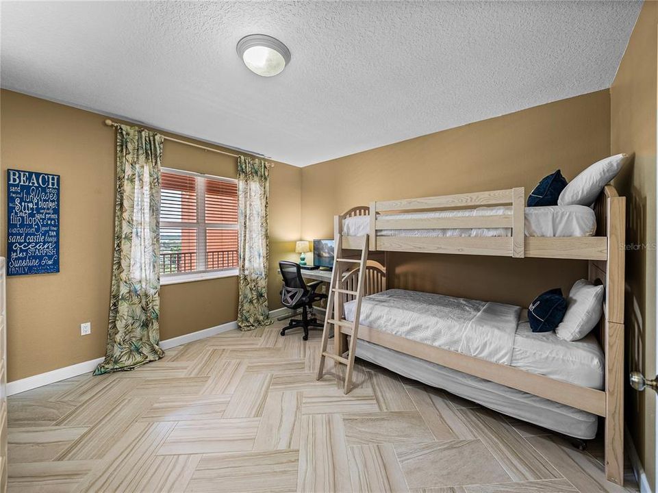 Active With Contract: $1,409,000 (3 beds, 2 baths, 1534 Square Feet)