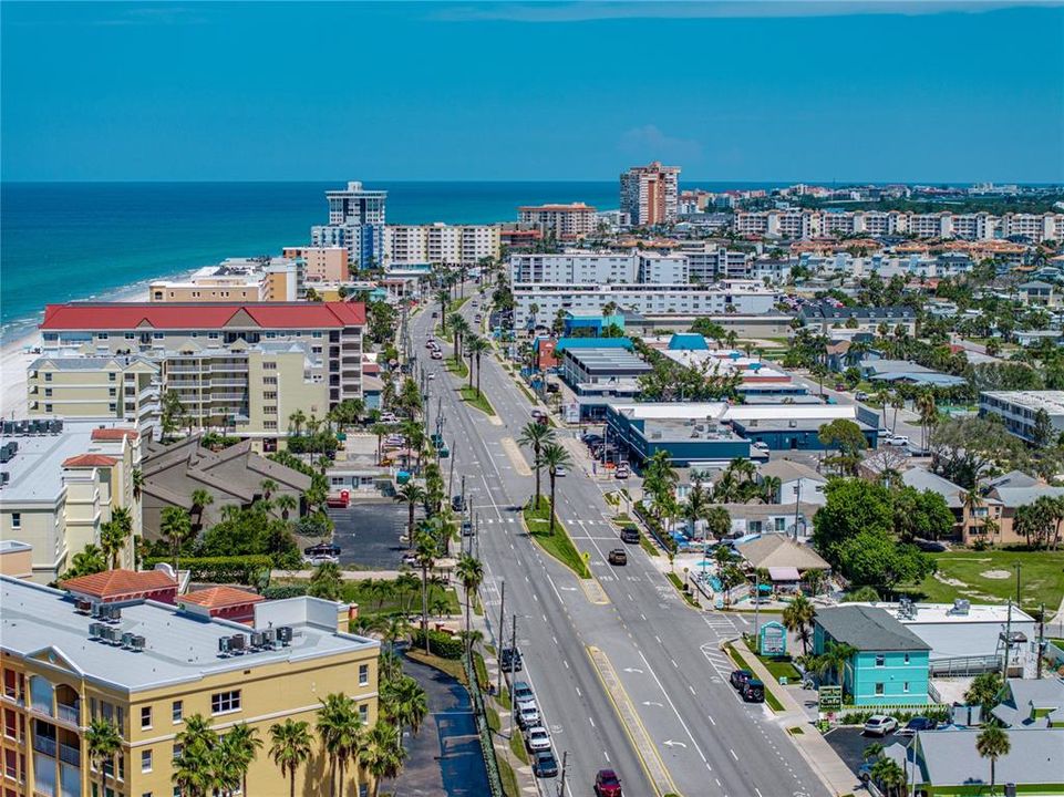 Active With Contract: $1,409,000 (3 beds, 2 baths, 1534 Square Feet)