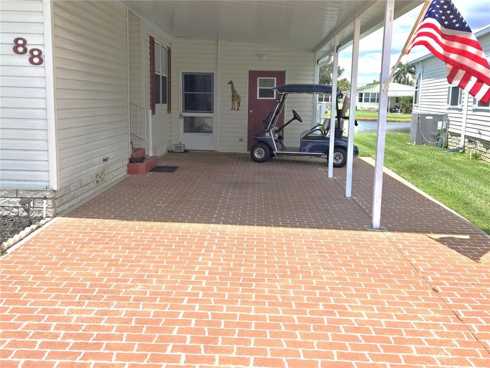 For Sale: $214,000 (2 beds, 2 baths, 1366 Square Feet)