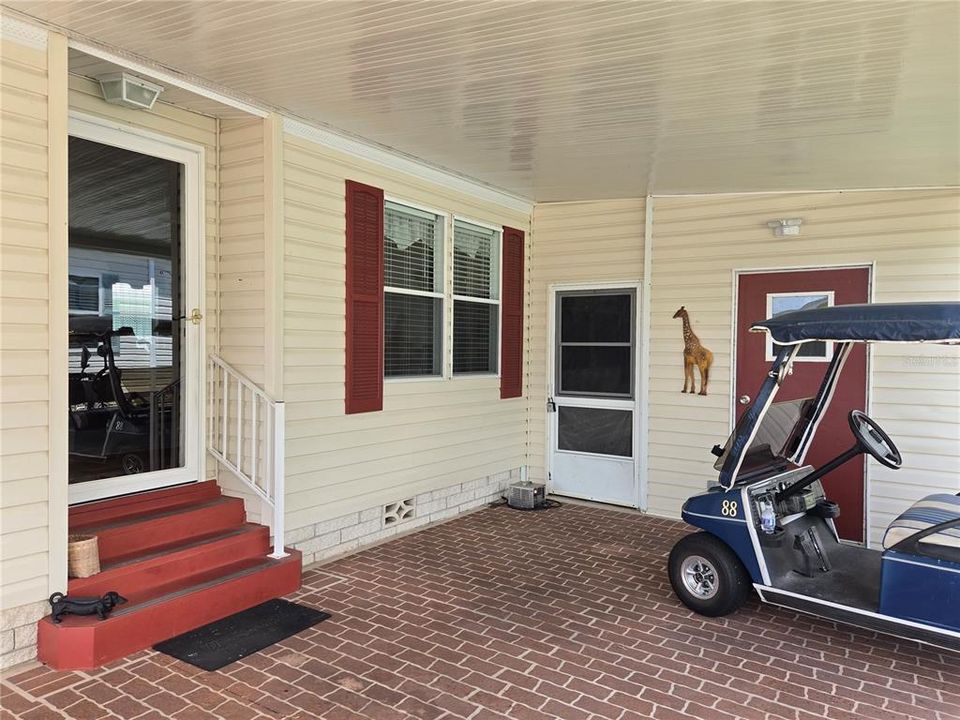 For Sale: $214,000 (2 beds, 2 baths, 1366 Square Feet)