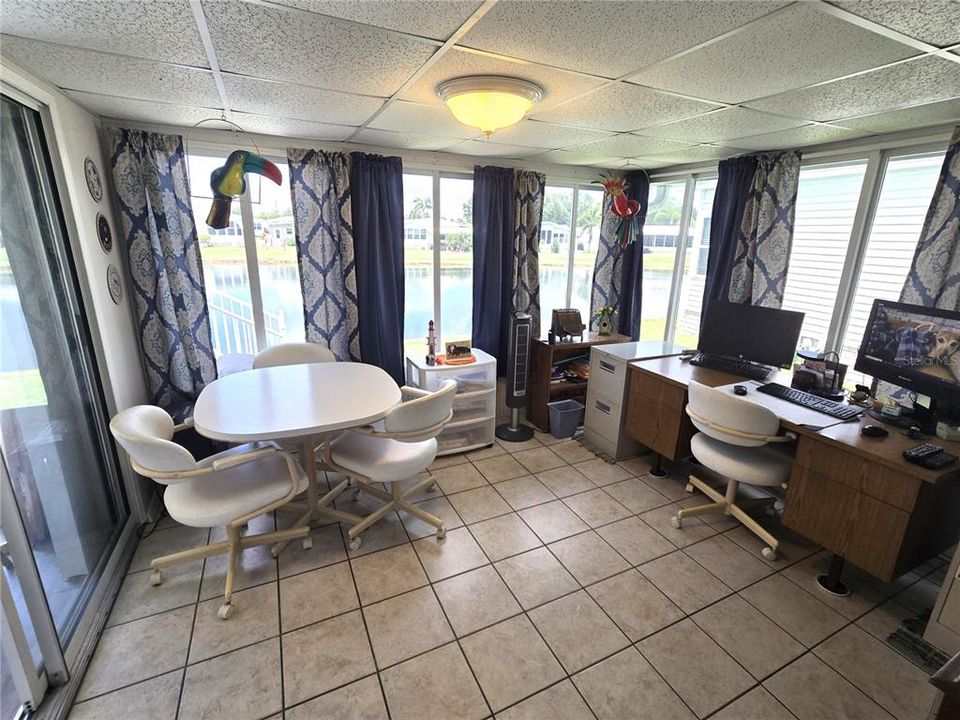 For Sale: $214,000 (2 beds, 2 baths, 1366 Square Feet)