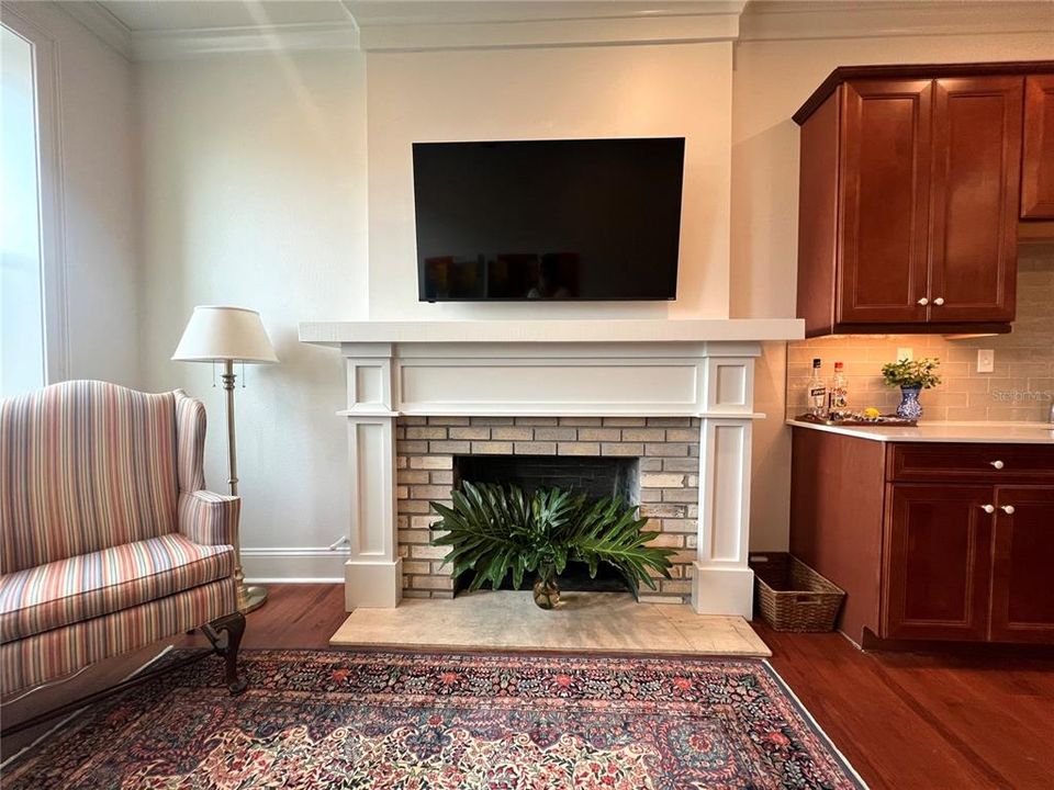 待售: $1,650,000 (6 贝兹, 0 浴室, 8480 平方英尺)