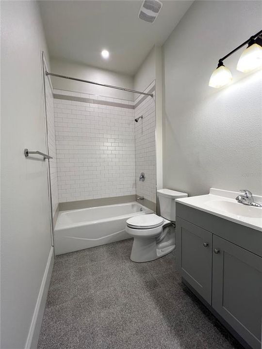 待售: $1,650,000 (6 贝兹, 0 浴室, 8480 平方英尺)