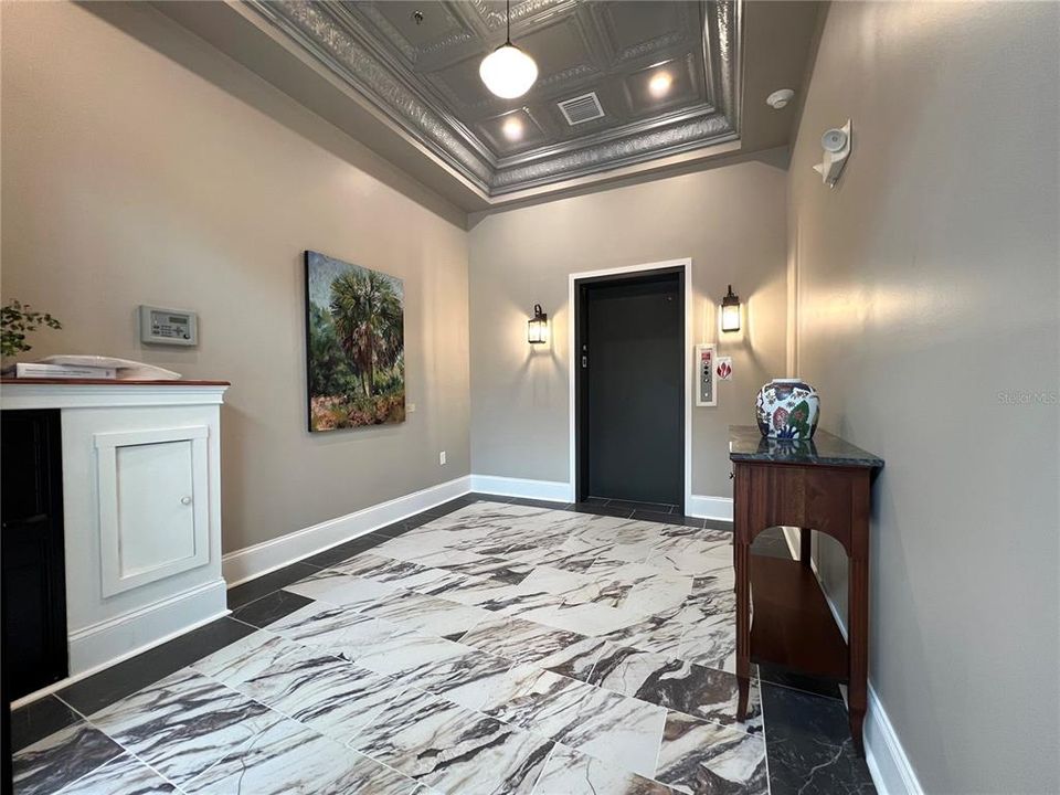 待售: $1,650,000 (6 贝兹, 0 浴室, 8480 平方英尺)