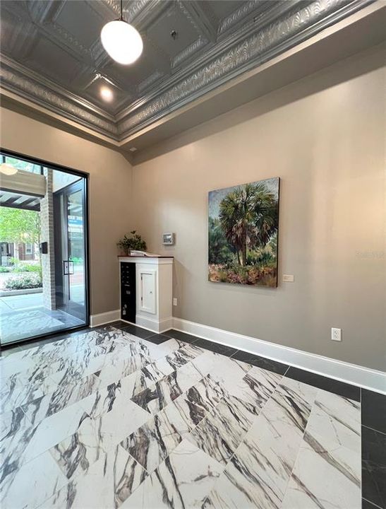 待售: $1,650,000 (6 贝兹, 0 浴室, 8480 平方英尺)