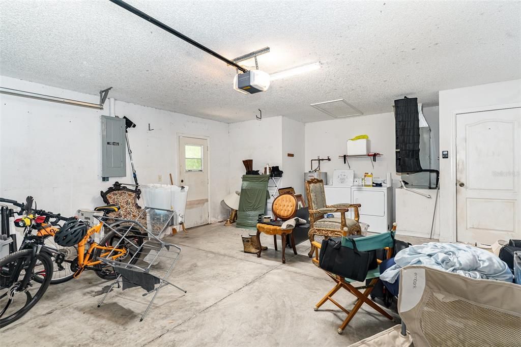 待售: $214,000 (3 贝兹, 2 浴室, 1296 平方英尺)