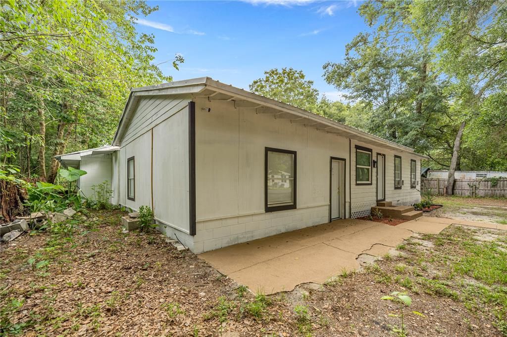 На продажу: $188,300 (3 спален, 1 ванн, 1364 Квадратных фут)