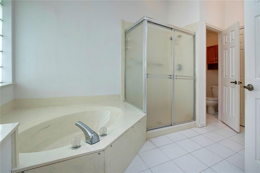 На продажу: $380,000 (3 спален, 2 ванн, 2366 Квадратных фут)