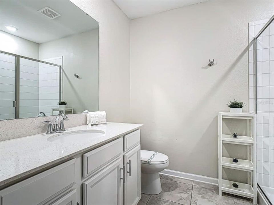 For Sale: $310,000 (3 beds, 2 baths, 1388 Square Feet)