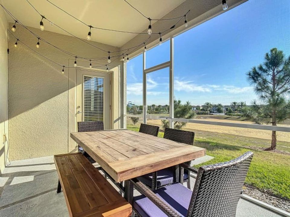 For Sale: $310,000 (3 beds, 2 baths, 1388 Square Feet)