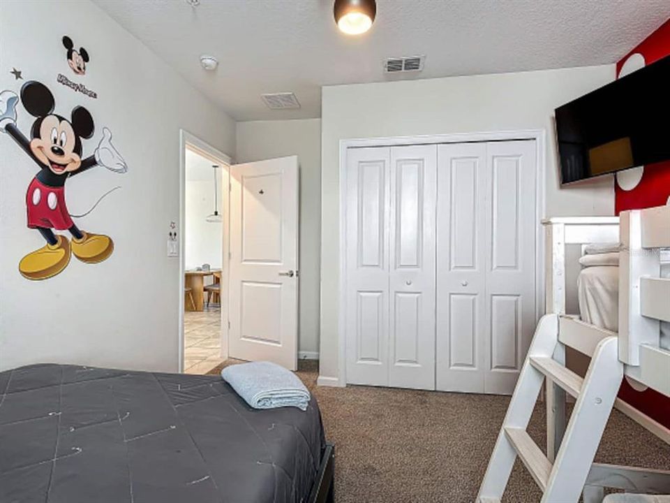 For Sale: $310,000 (3 beds, 2 baths, 1388 Square Feet)