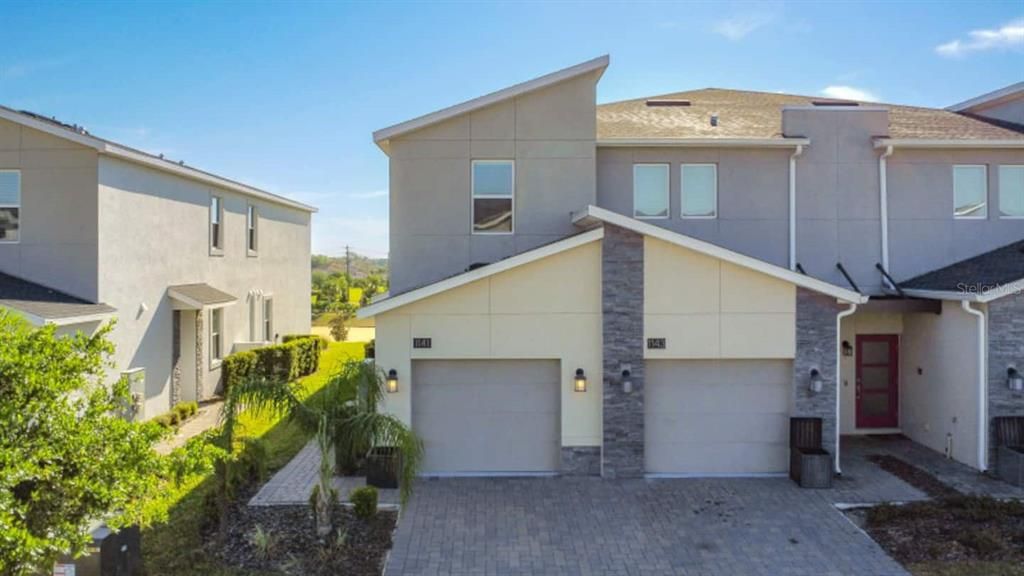 For Sale: $310,000 (3 beds, 2 baths, 1388 Square Feet)