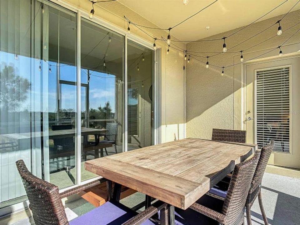 For Sale: $310,000 (3 beds, 2 baths, 1388 Square Feet)