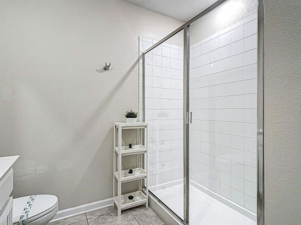 For Sale: $310,000 (3 beds, 2 baths, 1388 Square Feet)