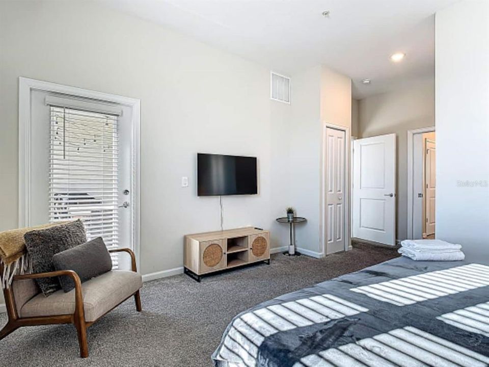 For Sale: $310,000 (3 beds, 2 baths, 1388 Square Feet)