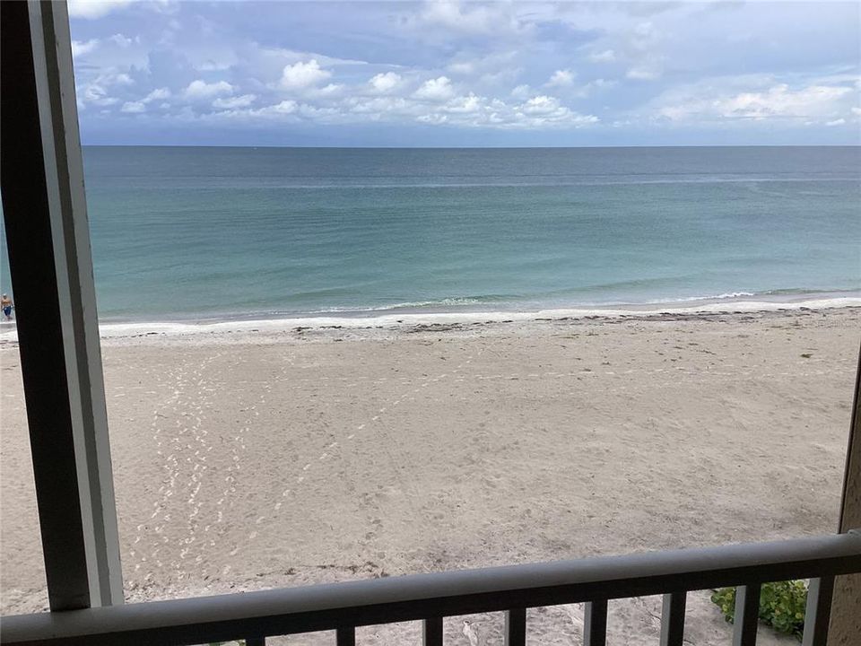 出租: $3,500 (2 贝兹, 2 浴室, 1065 平方英尺)