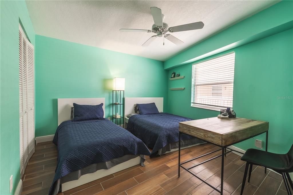 出租: $3,500 (2 贝兹, 2 浴室, 1065 平方英尺)