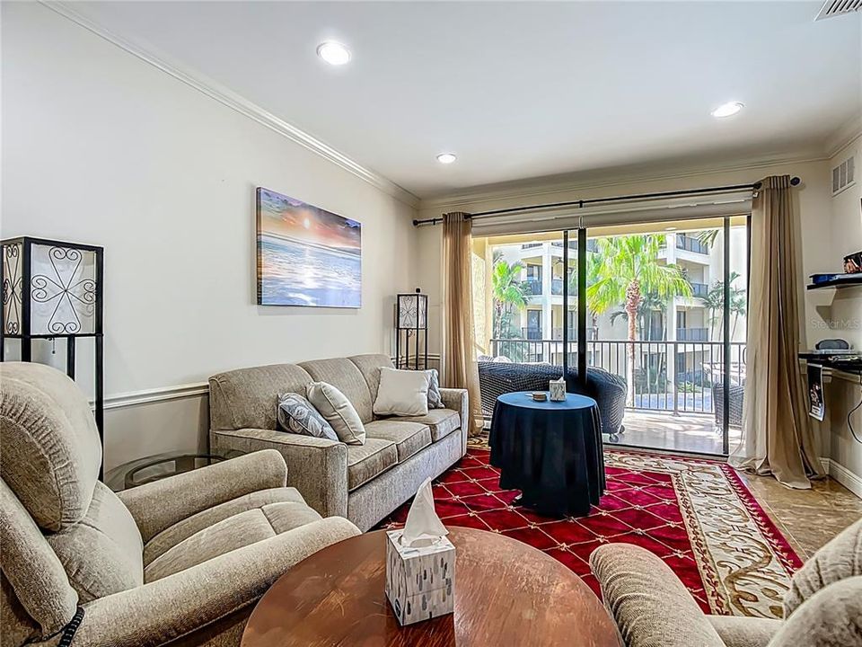 For Sale: $304,000 (3 beds, 2 baths, 1323 Square Feet)