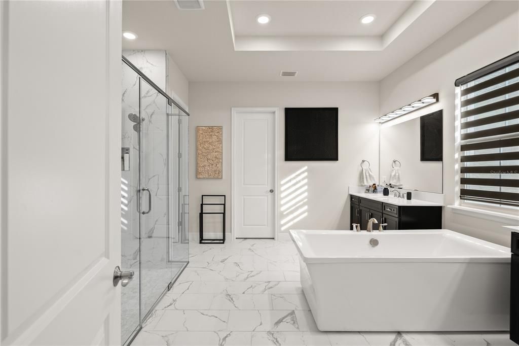 En Venta: $1,125,000 (5 camas, 4 baños, 4693 Pies cuadrados)