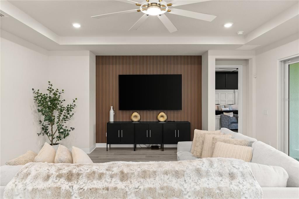 En Venta: $1,125,000 (5 camas, 4 baños, 4693 Pies cuadrados)