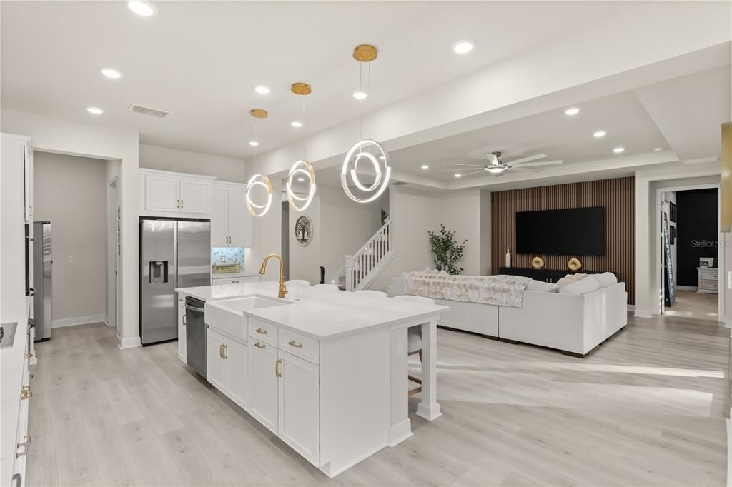 En Venta: $1,125,000 (5 camas, 4 baños, 4693 Pies cuadrados)