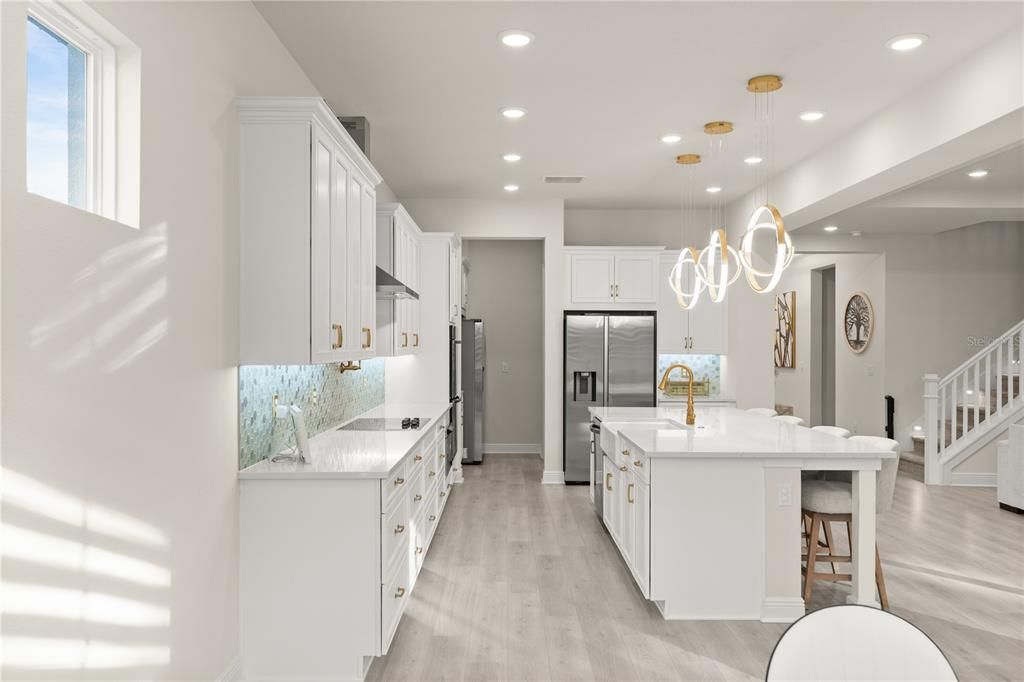 En Venta: $1,125,000 (5 camas, 4 baños, 4693 Pies cuadrados)