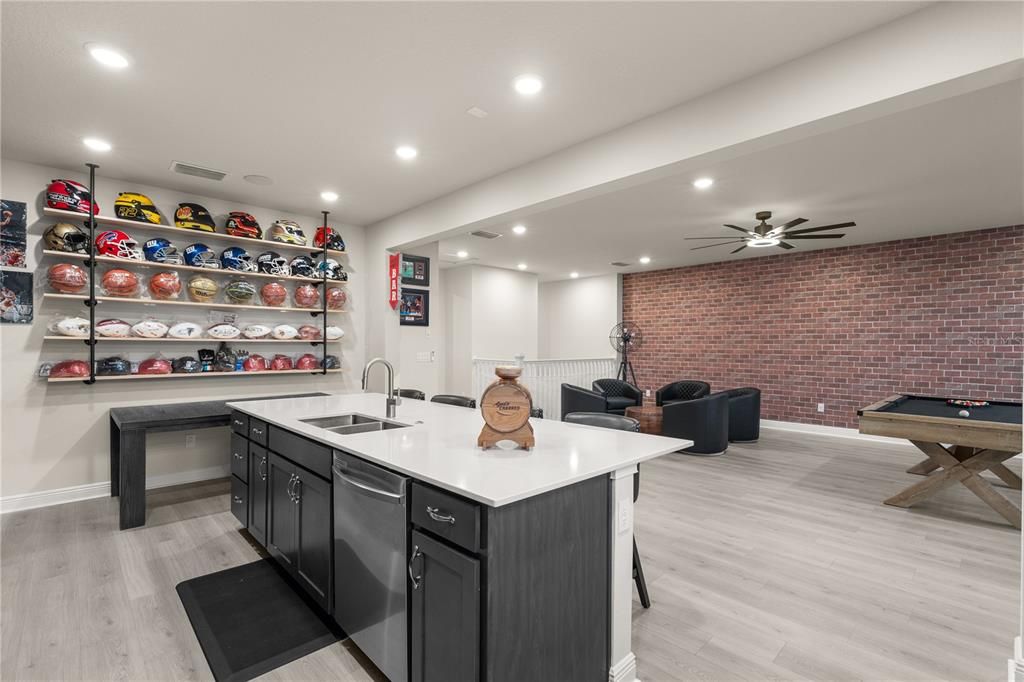 En Venta: $1,125,000 (5 camas, 4 baños, 4693 Pies cuadrados)