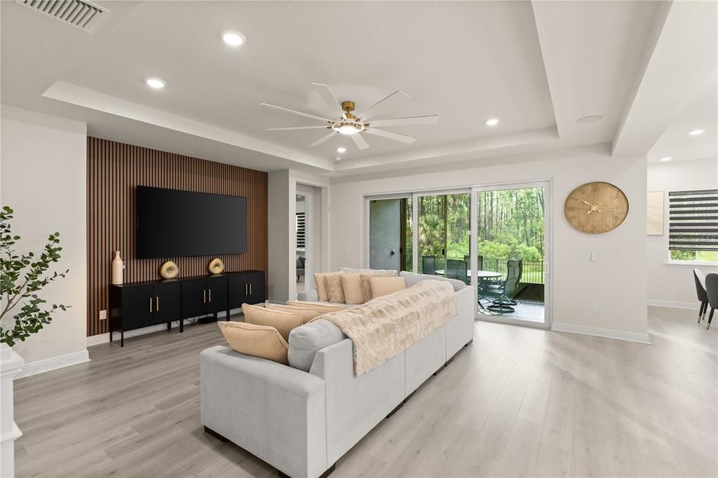 En Venta: $1,125,000 (5 camas, 4 baños, 4693 Pies cuadrados)