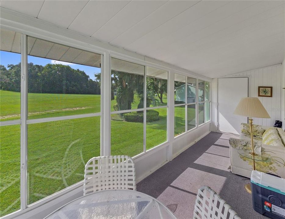 На продажу: $117,000 (2 спален, 2 ванн, 1138 Квадратных фут)