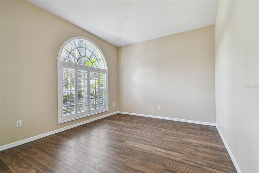 En Venta: $899,900 (4 camas, 3 baños, 3318 Pies cuadrados)