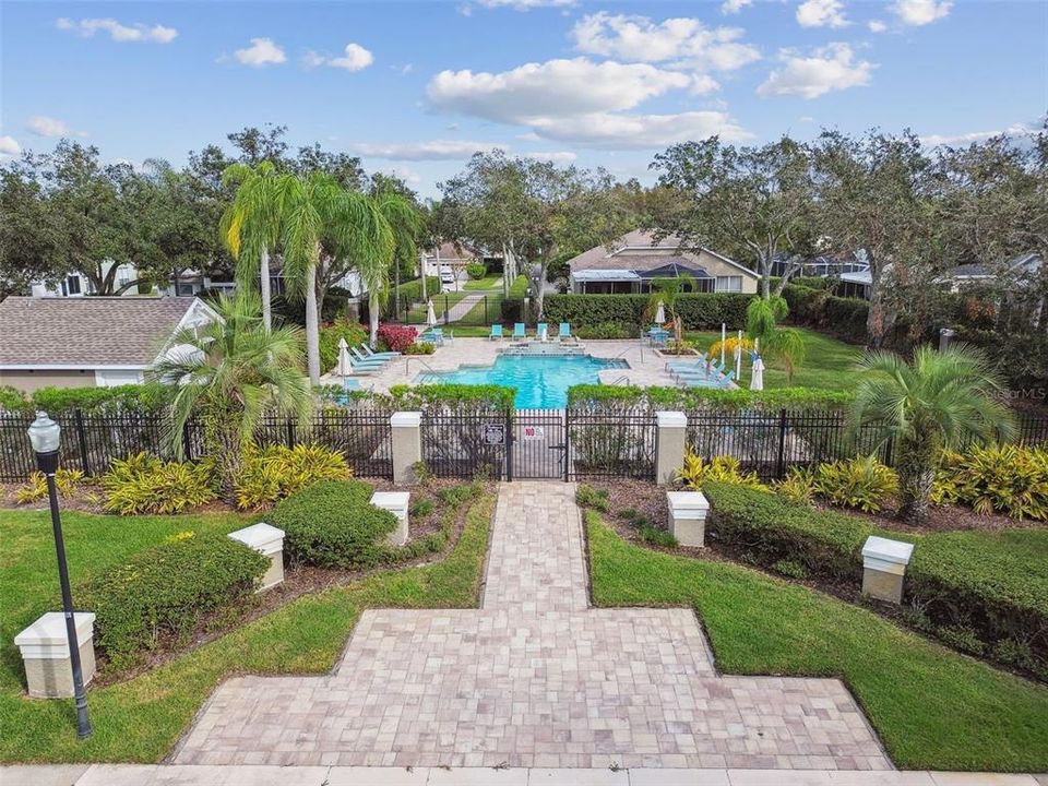 En Venta: $899,900 (4 camas, 3 baños, 3318 Pies cuadrados)