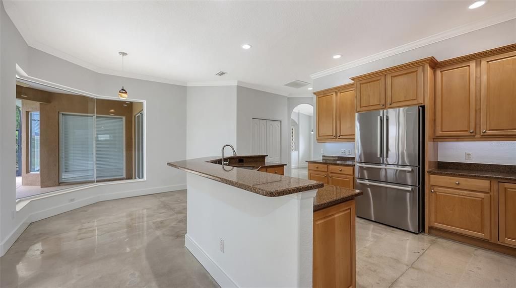 For Sale: $699,900 (4 beds, 3 baths, 2464 Square Feet)