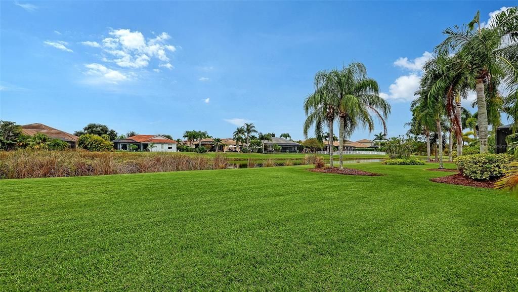 For Sale: $699,900 (4 beds, 3 baths, 2464 Square Feet)